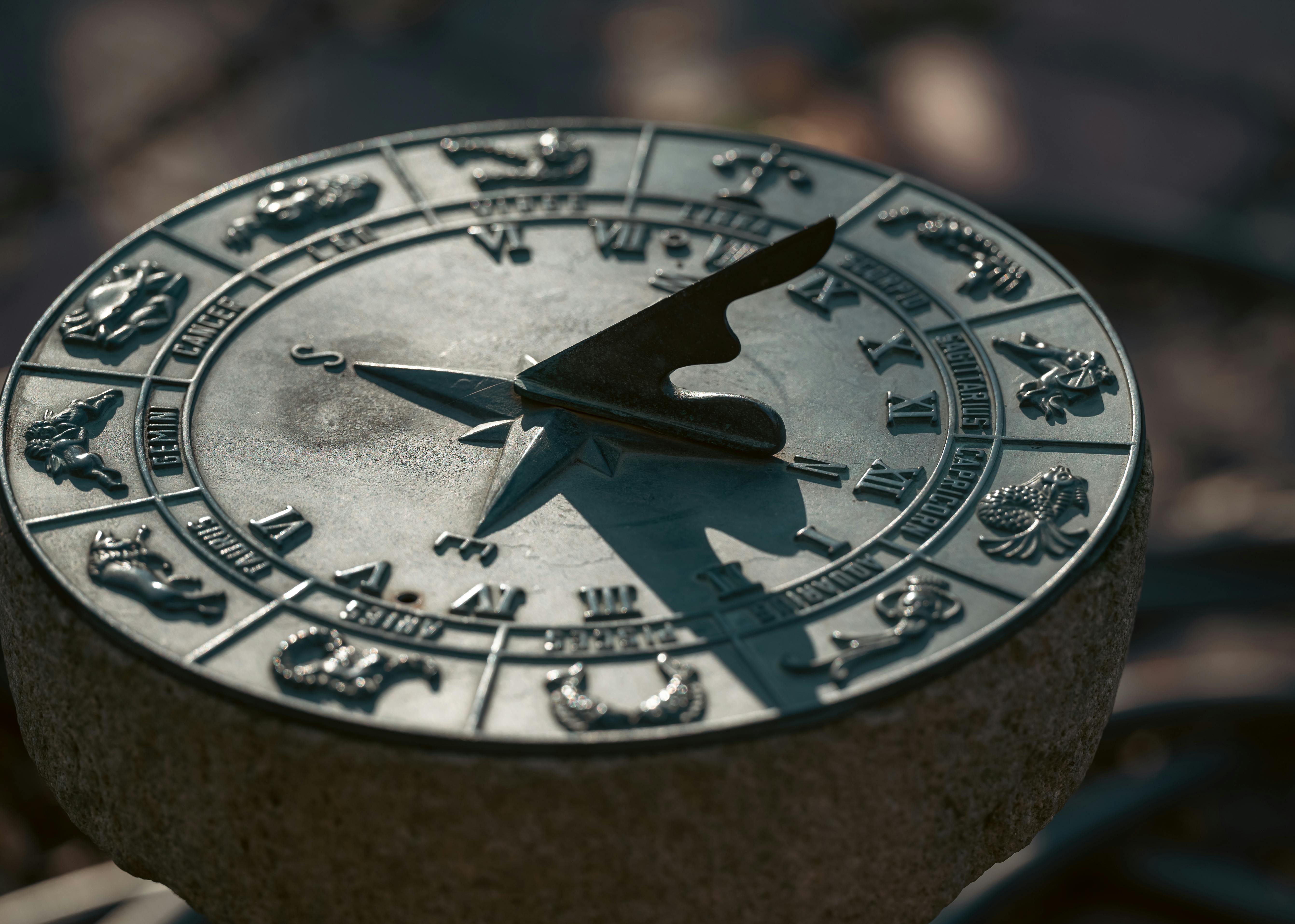 How We Create Our Weekly Horoscopes